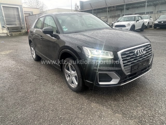 Audi Q2 (GAB)(07.2016->)