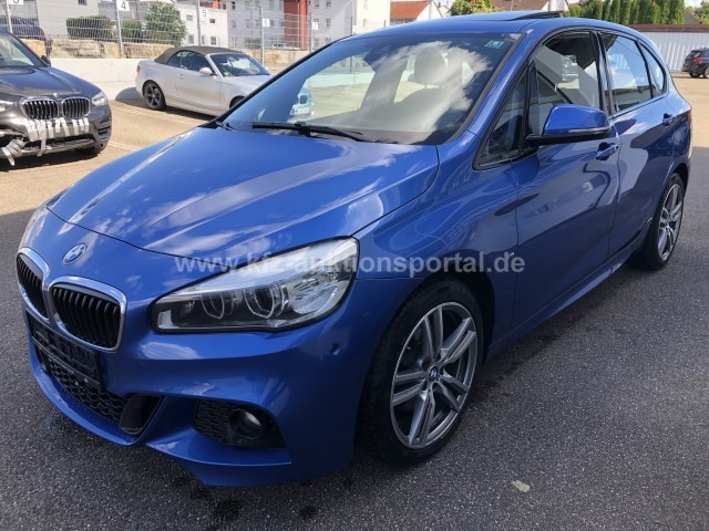 BMW  220 i M Sport Active Tourer