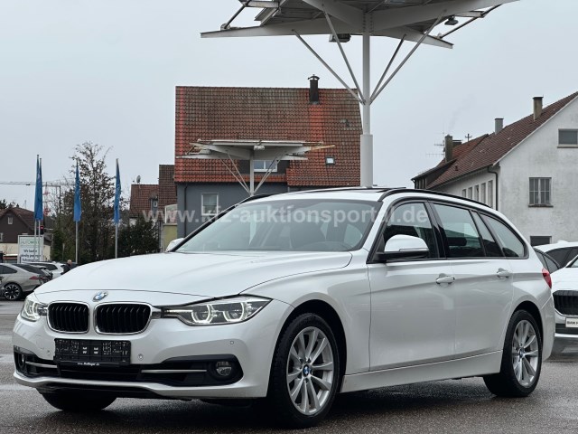 BMW 330i Sport Line NaviProf. Head-Up Driving Assistant