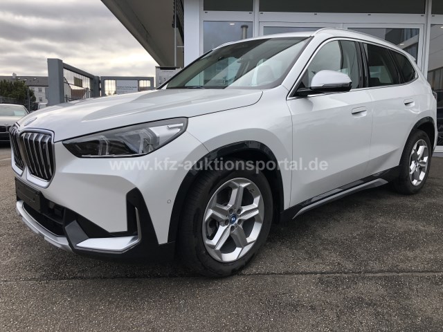 BMW iX1 30 xDrive xLine (U11E)(2022->)