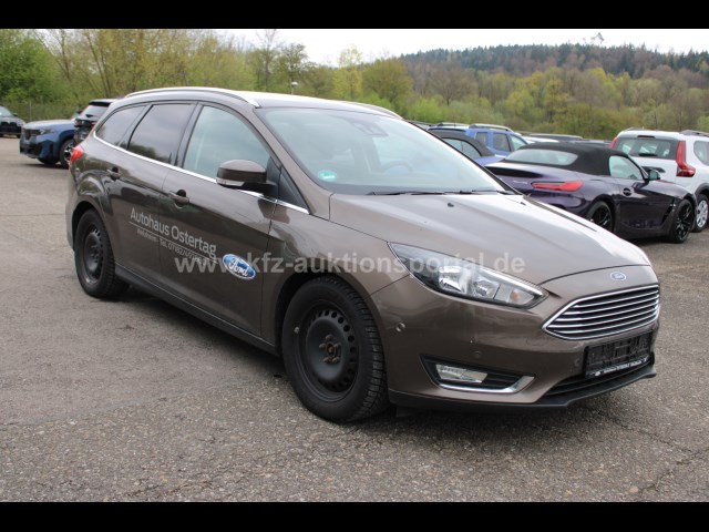 Ford Focus Turnier 1.0 EcoBoost Titanium