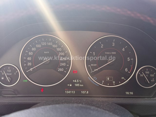 BMW 318d Touring Sportline 